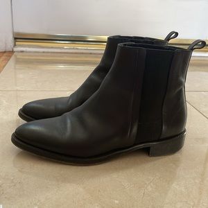 Nautica Premium Leather Chelsea Boots